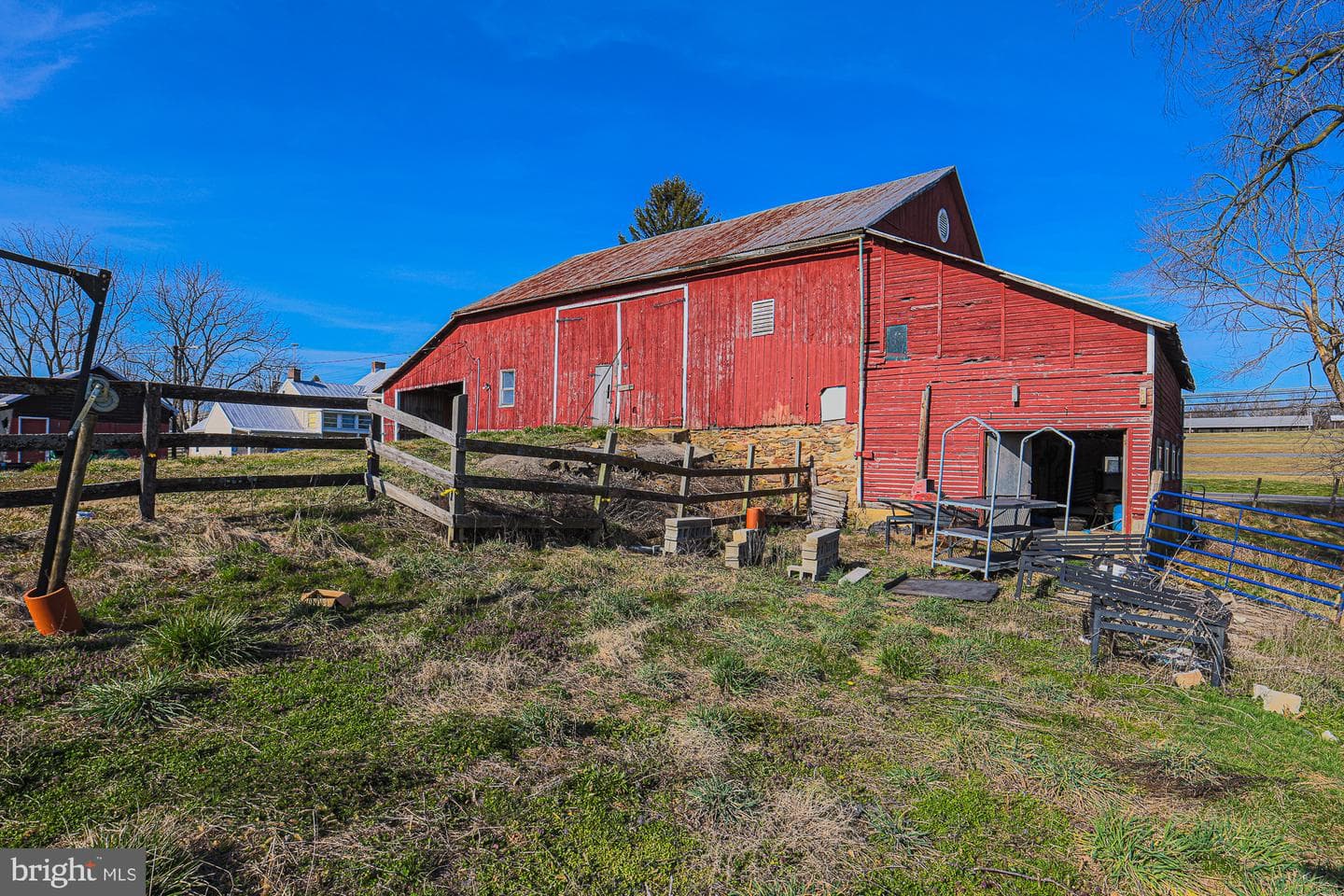 1661 Old Westminster Pike photo 29
