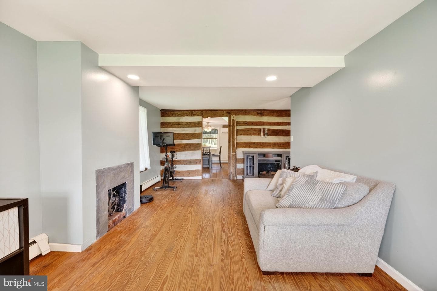 3200 Ferrier Road photo 18