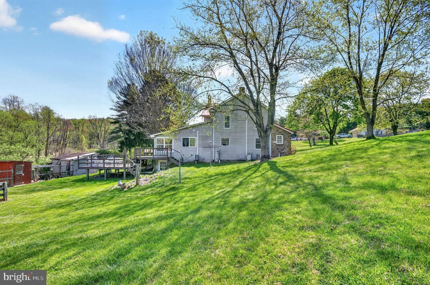 3200 Ferrier Road photo 42