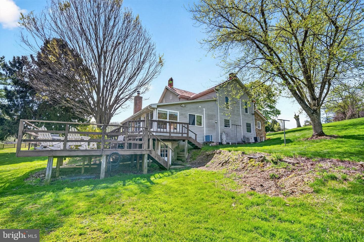 3200 Ferrier Road photo 43