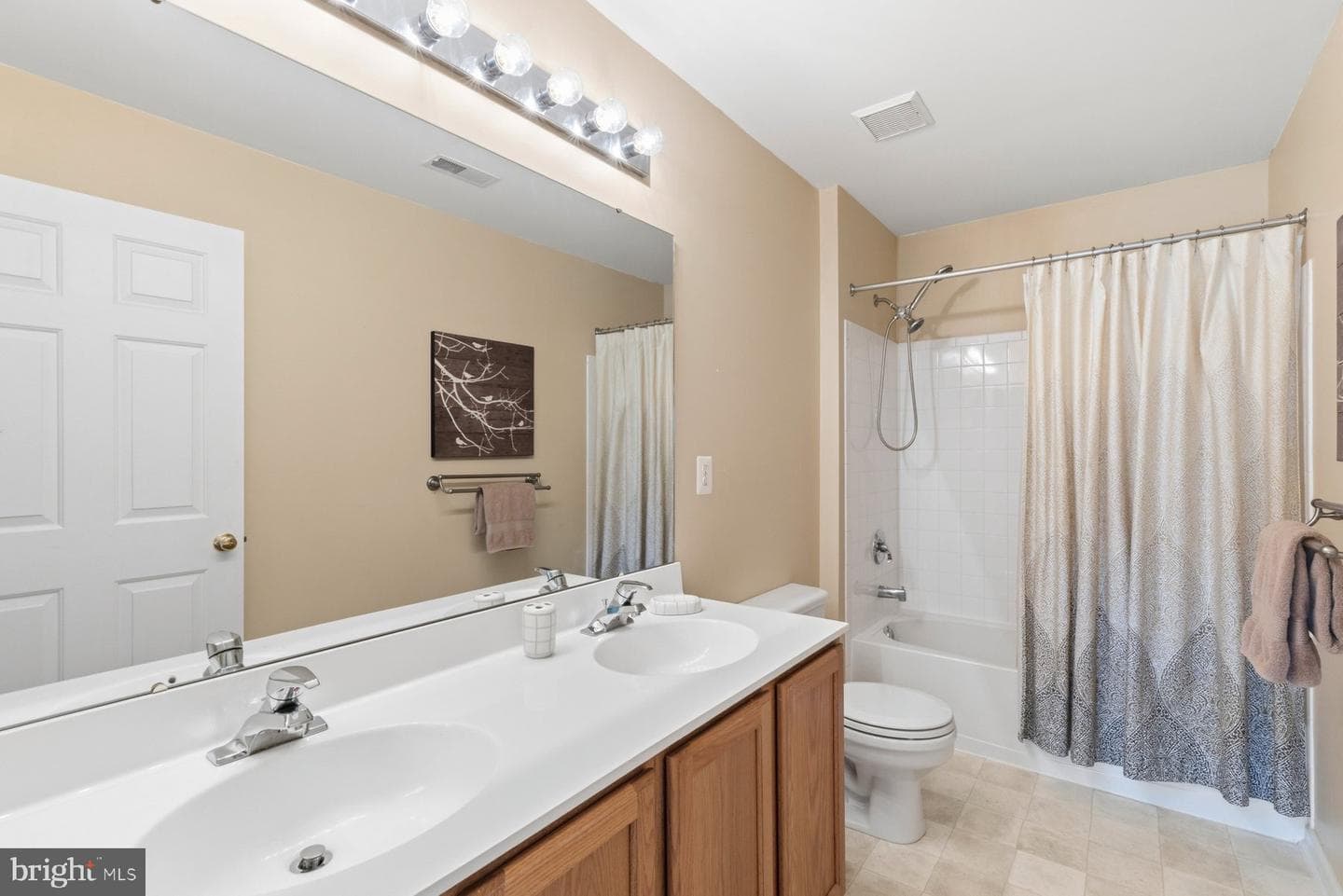 5650 Compton Lane photo 26