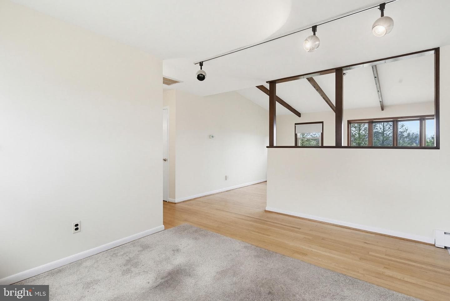 922 Gahle Road photo 16