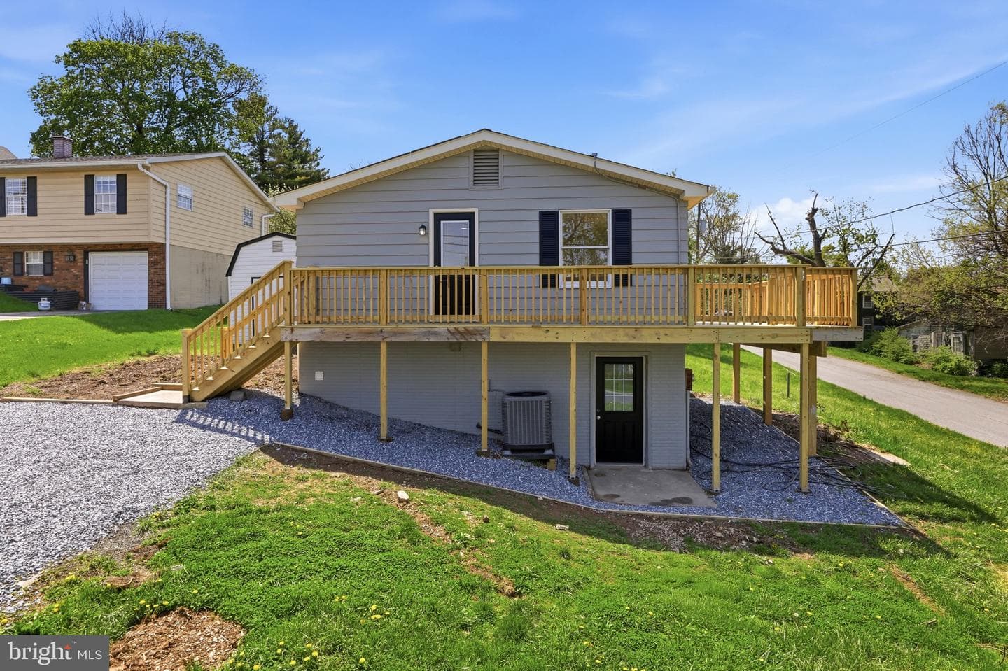 302 E Thomas Street photo 41