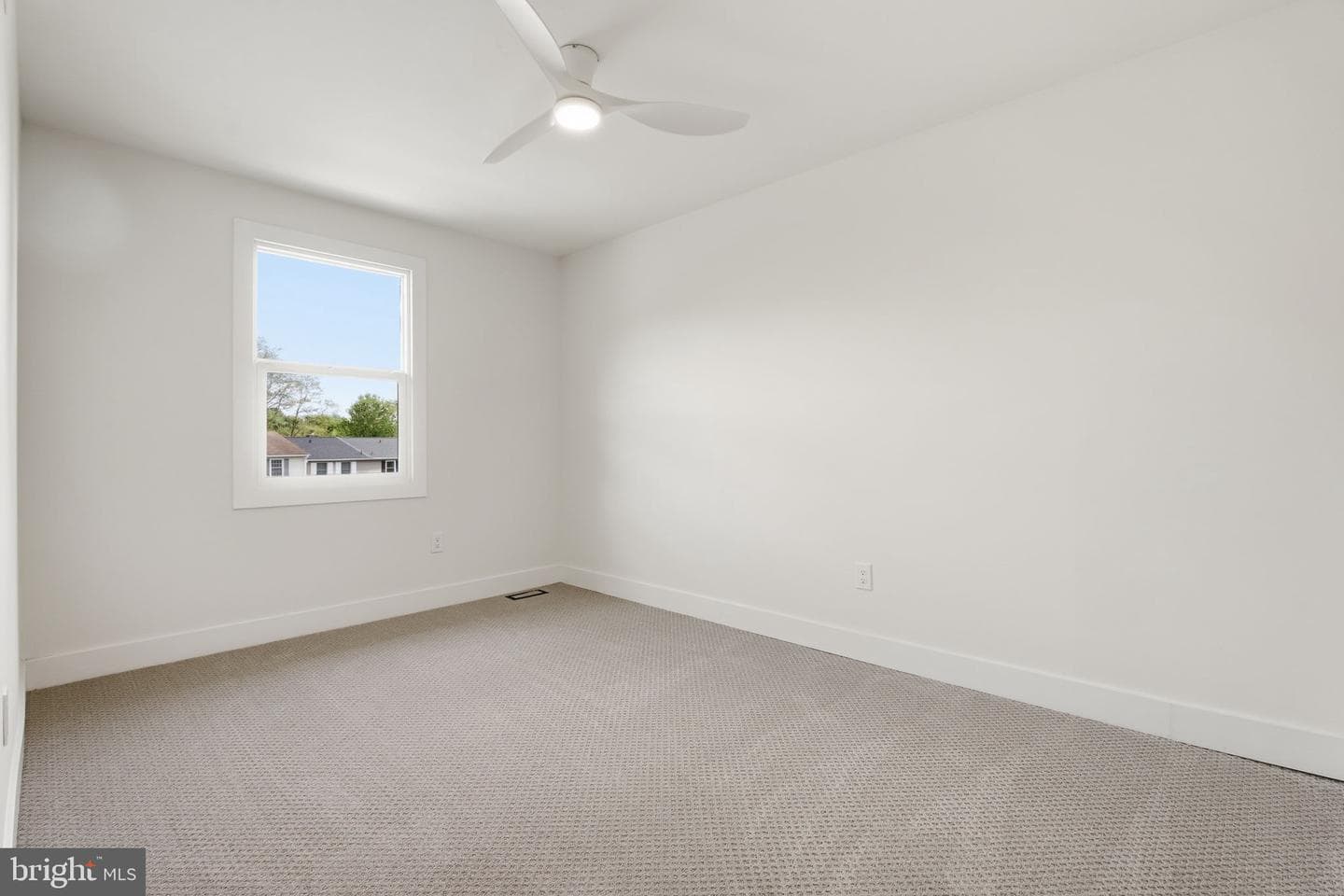 4302 Sycamore Drive photo 17