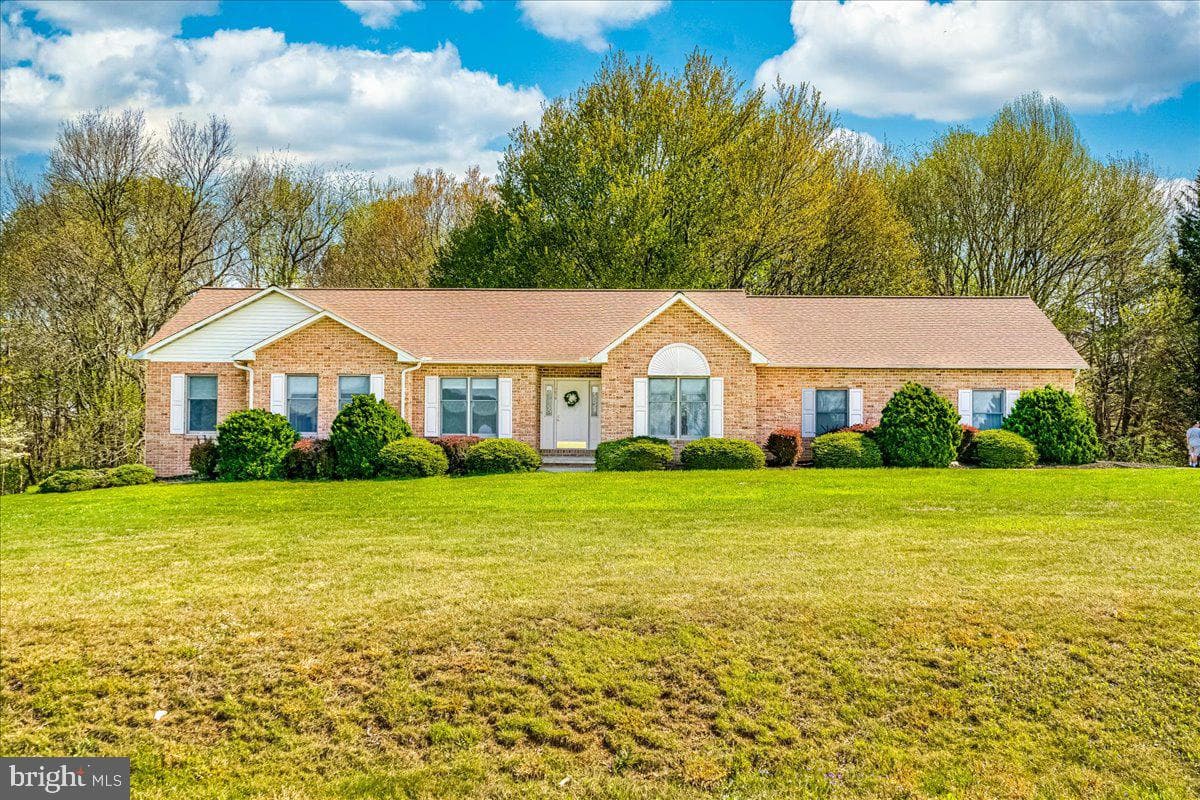 1570 Wood Villa Drive photo 1