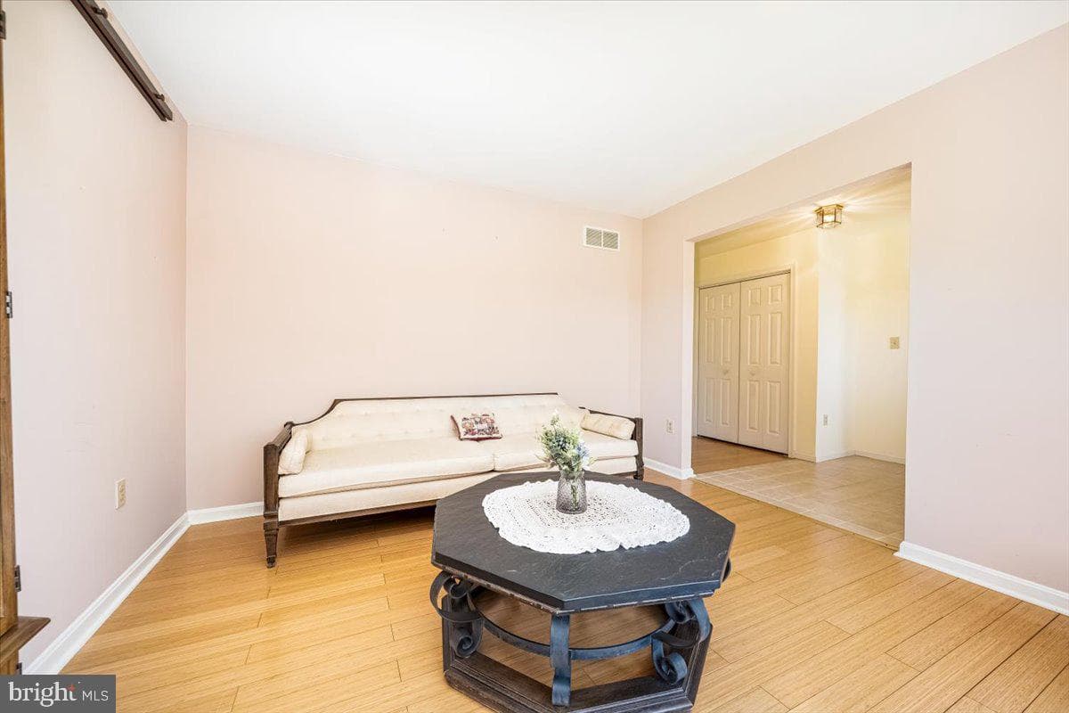 1570 Wood Villa Drive photo 13