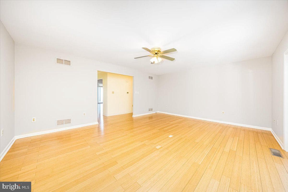 1570 Wood Villa Drive photo 17