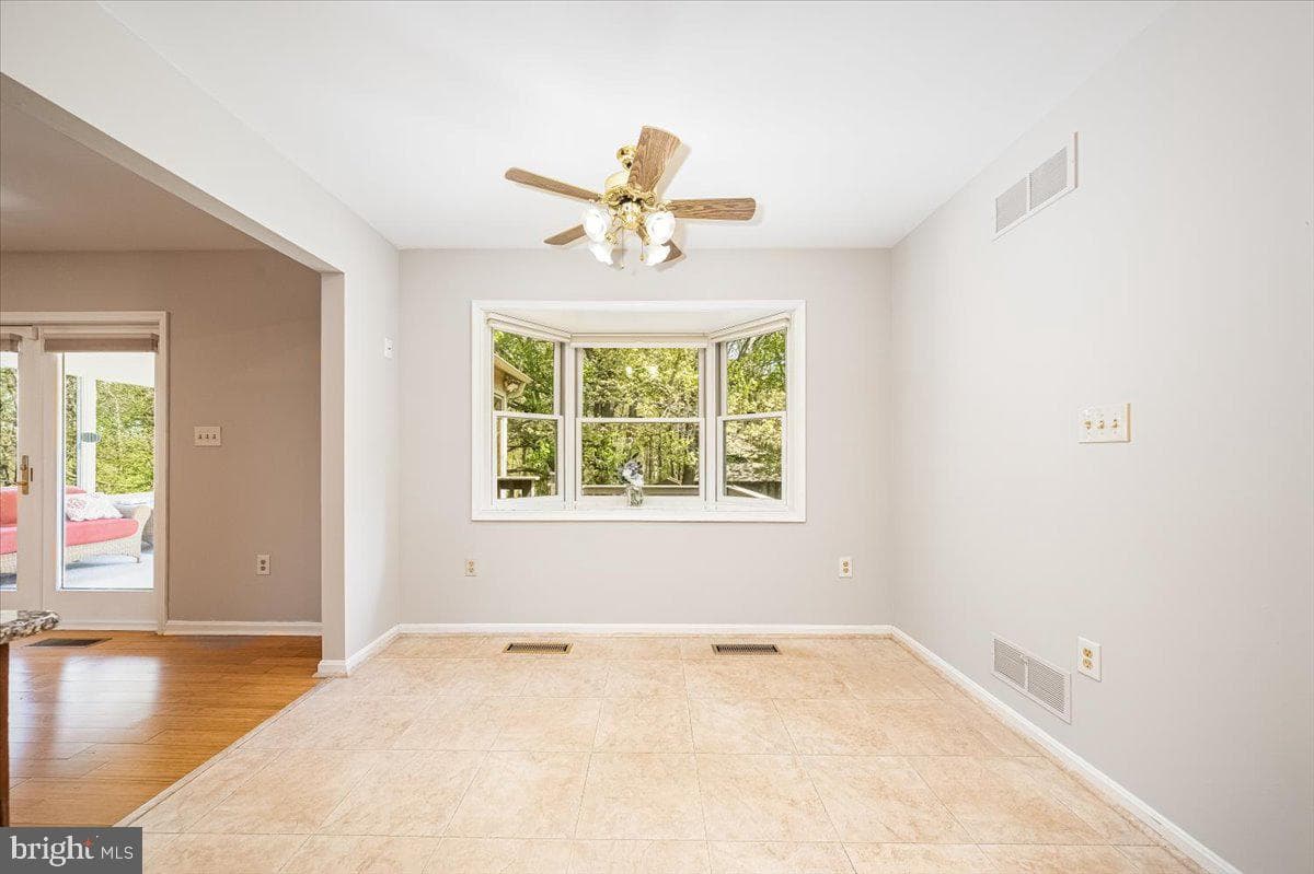 1570 Wood Villa Drive photo 22