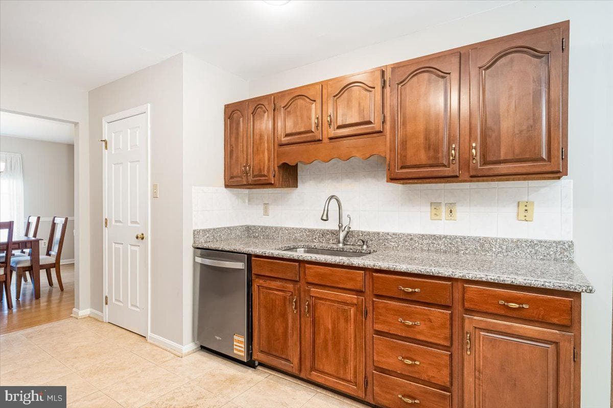 1570 Wood Villa Drive photo 26