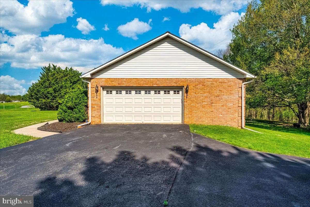 1570 Wood Villa Drive photo 61