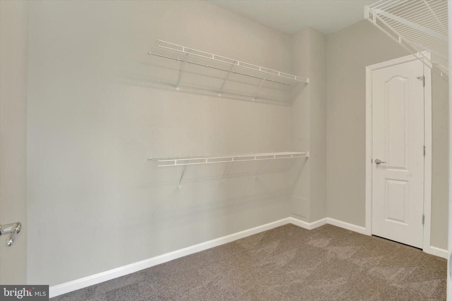 518 Clubside Drive #240 photo 17