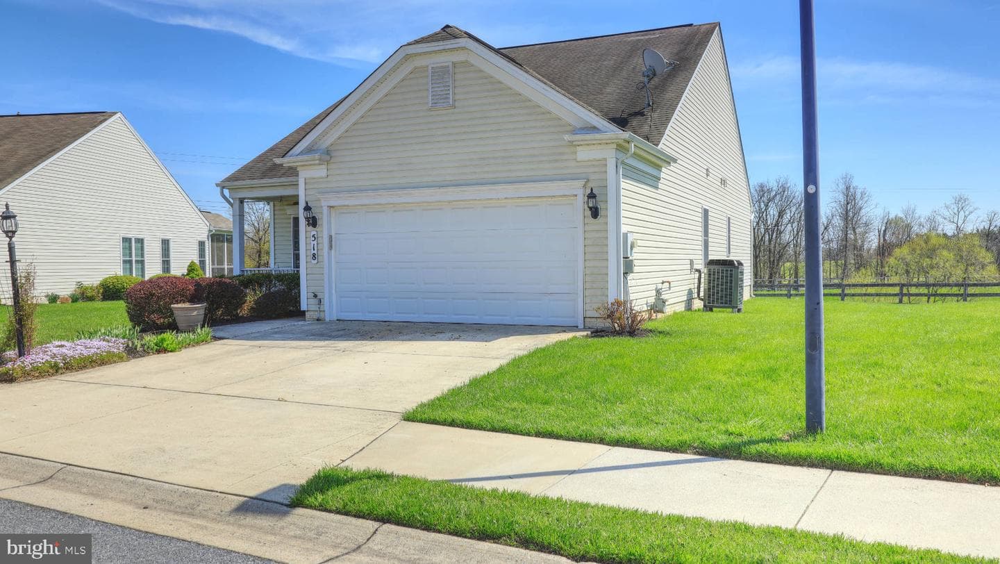 518 Clubside Drive #240 photo 4