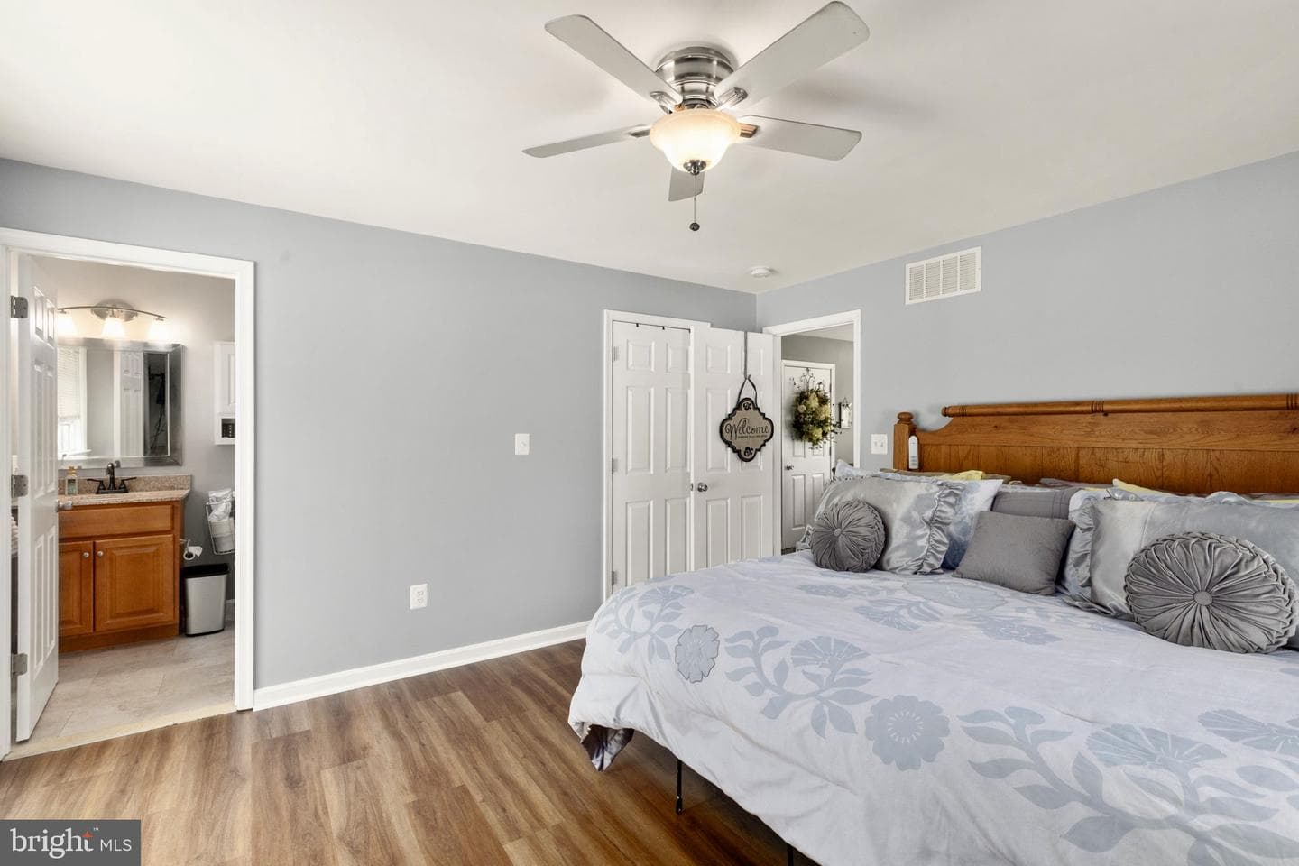 900 Caren Drive photo 28
