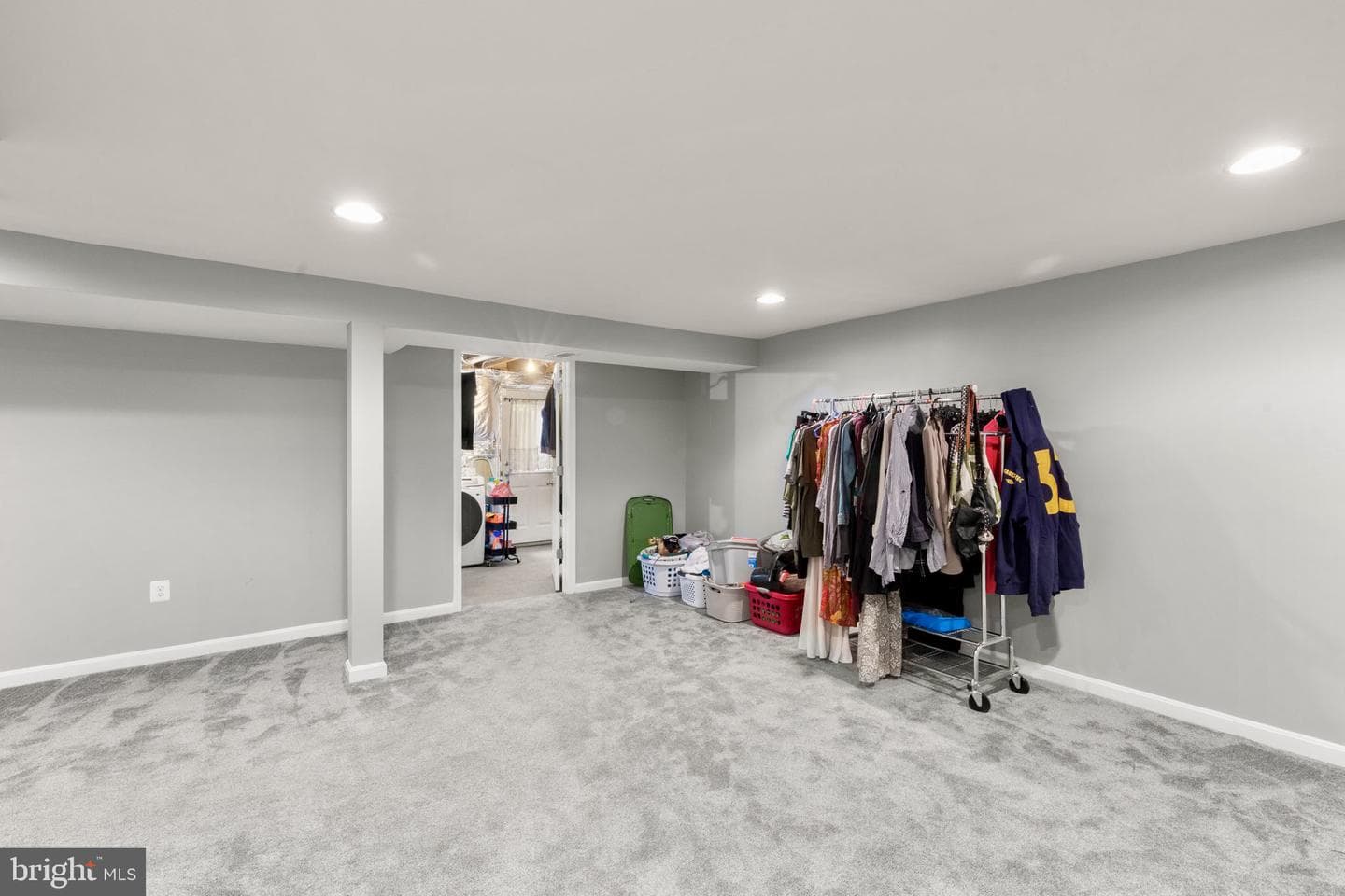 900 Caren Drive photo 46