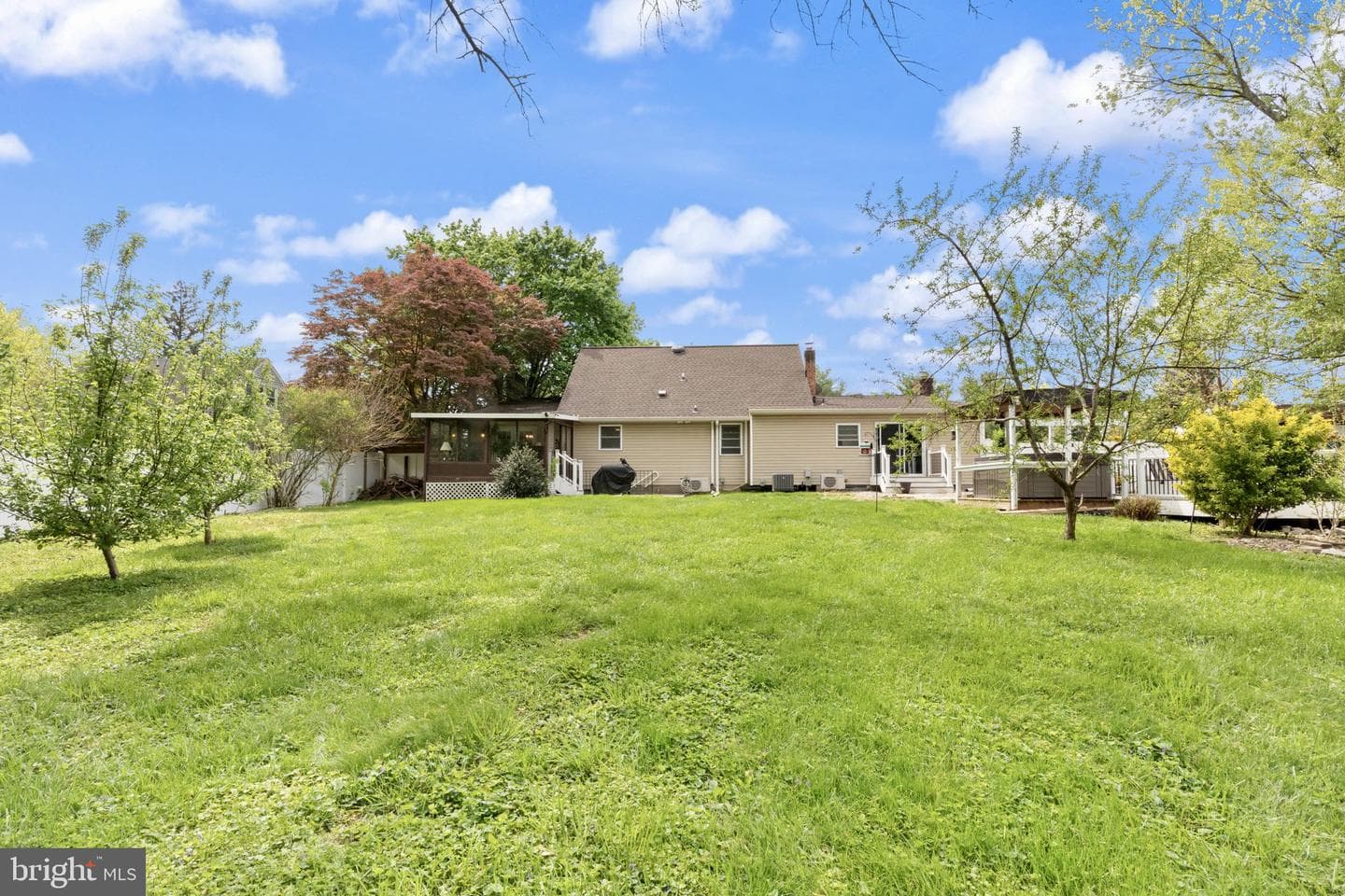 900 Caren Drive photo 50