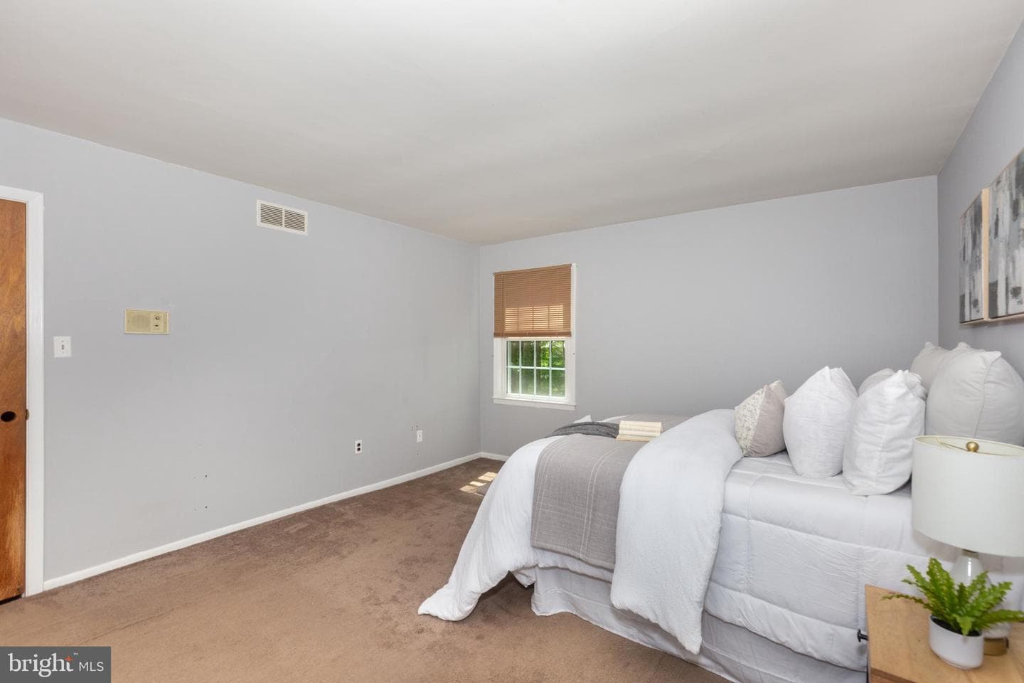 2711 Overview Road photo 27