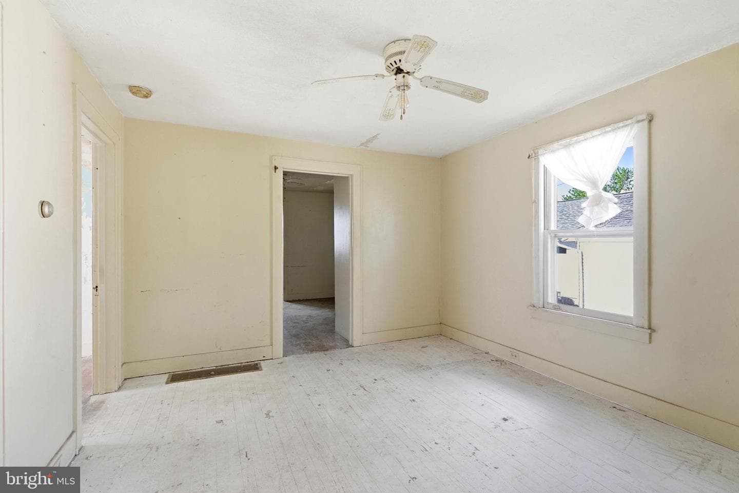 709 Deer Park Road photo 6