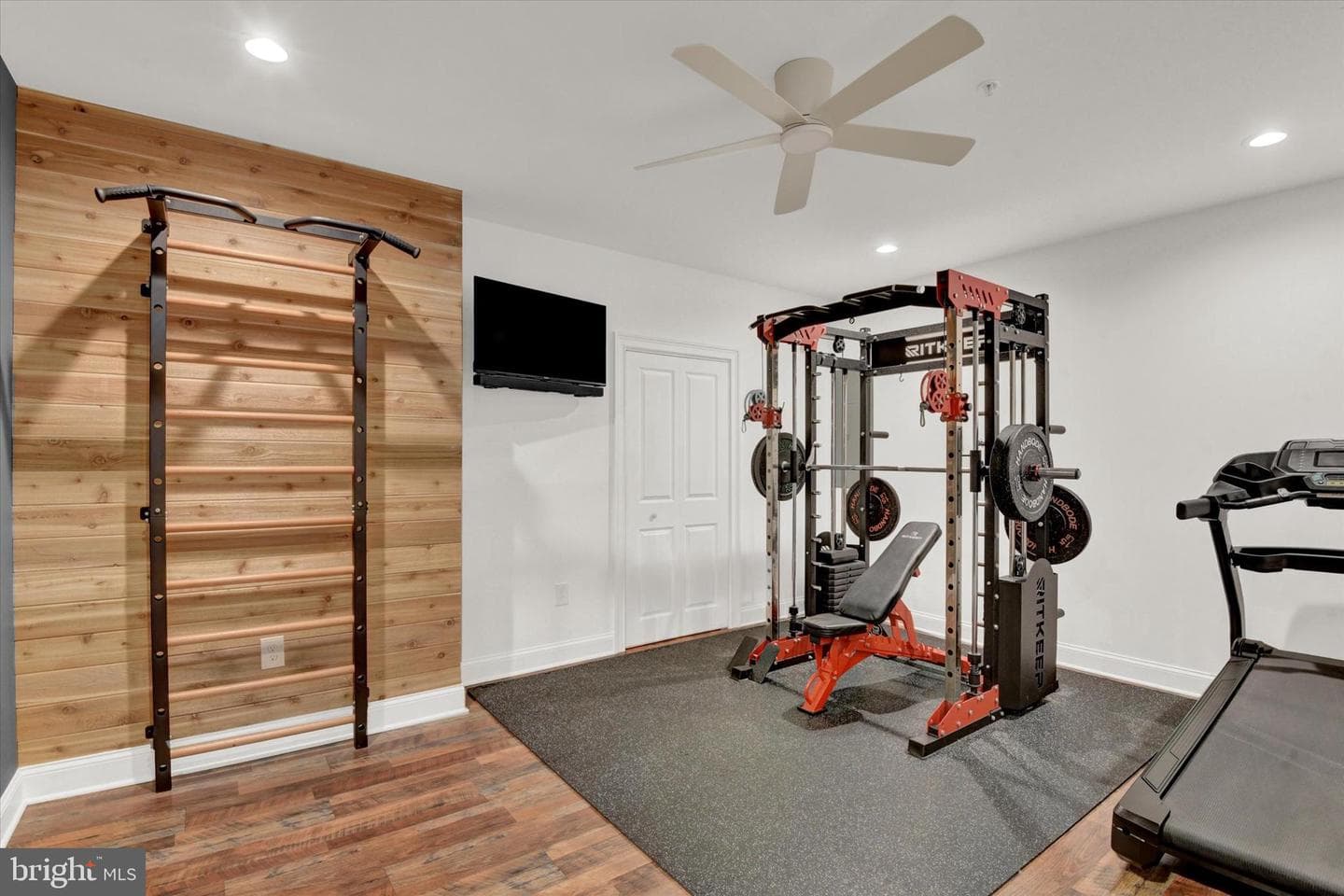 822 Redwood Drive photo 43