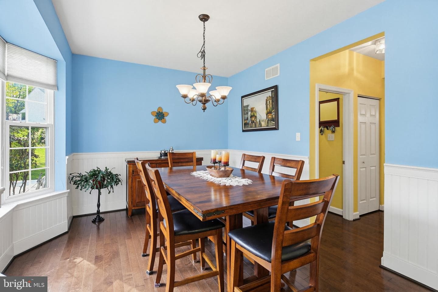 1804 Harrowsmith Court photo 8