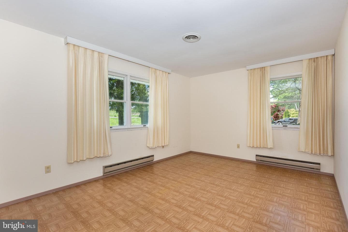 4300 Maple Grove Road photo 21