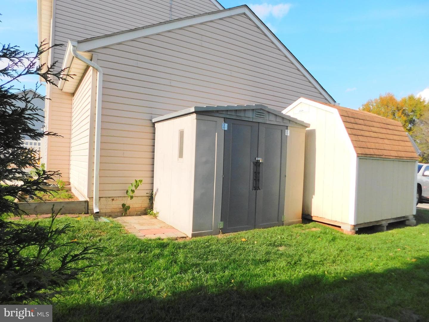 545 Kenan Street photo 31