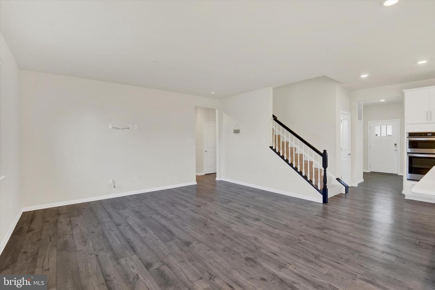 589 Friendship Road photo 10