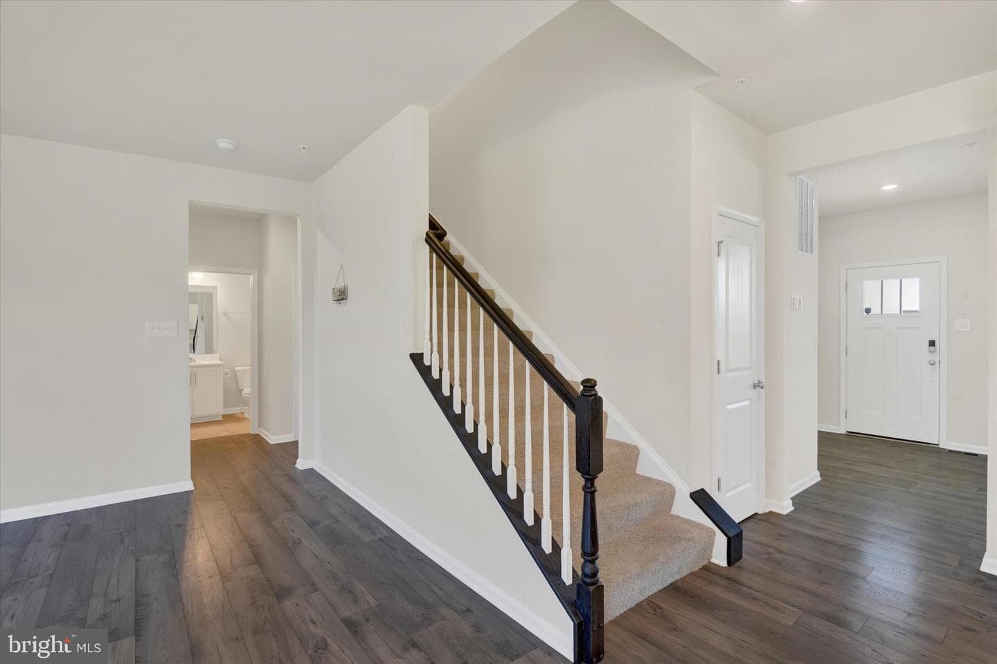 589 Friendship Road photo 12