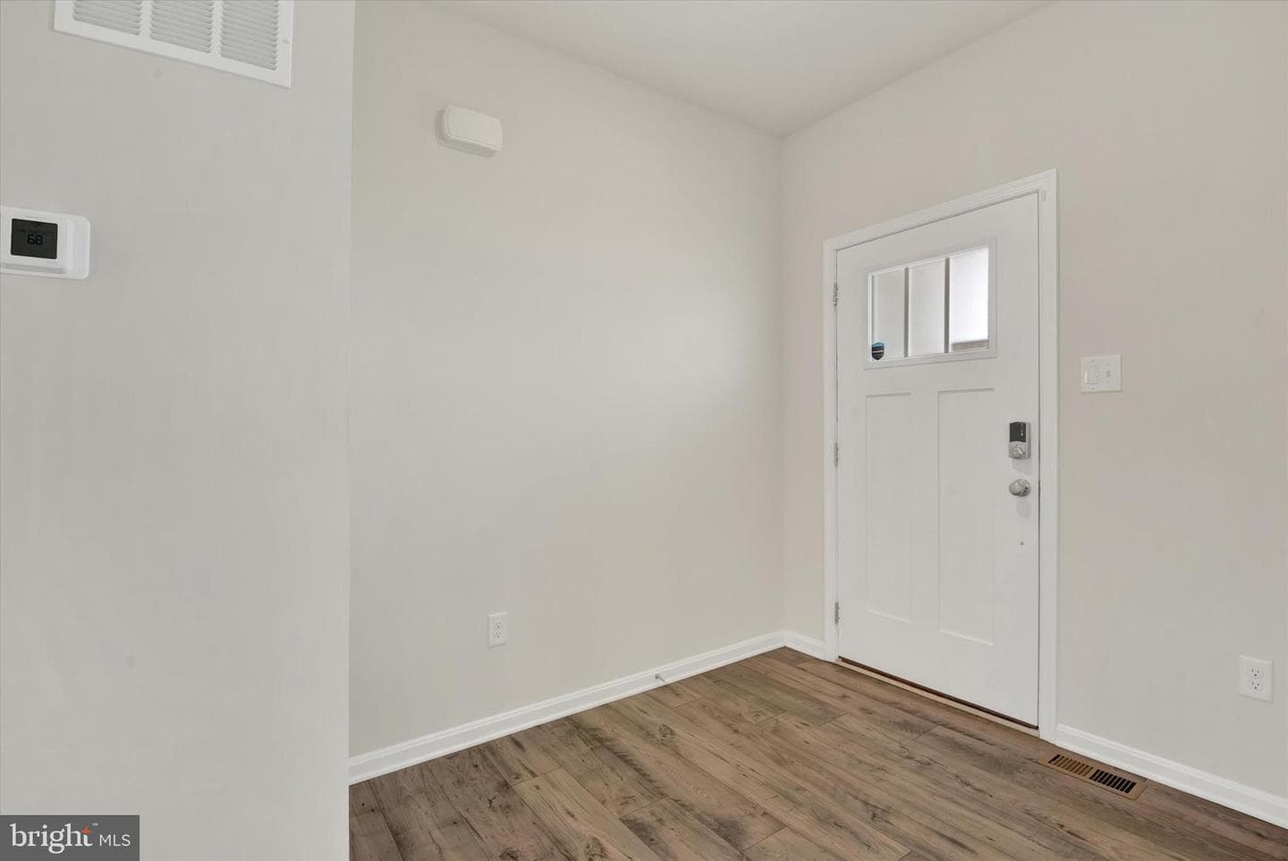 589 Friendship Road photo 5