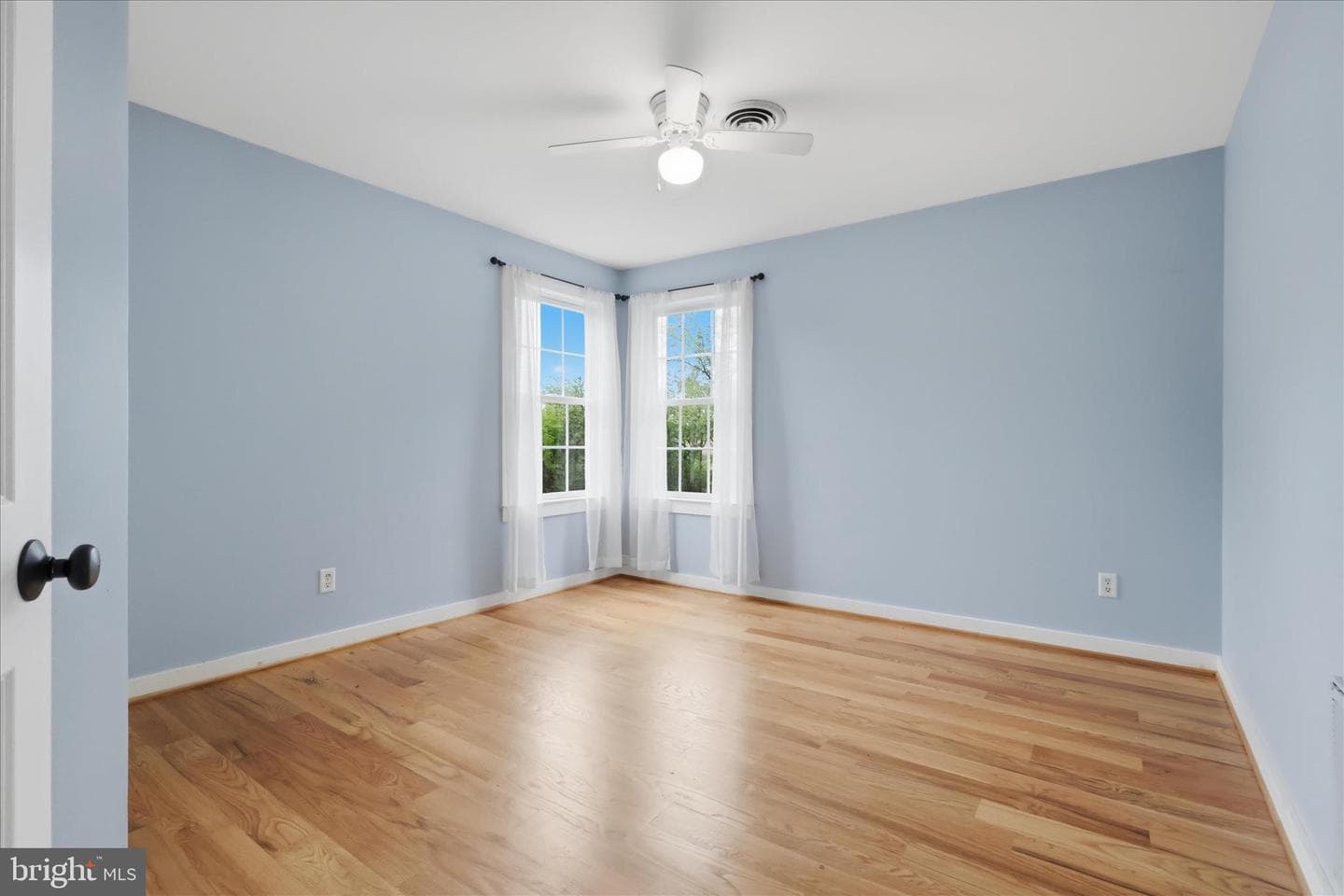 655 Downhill Drive photo 36