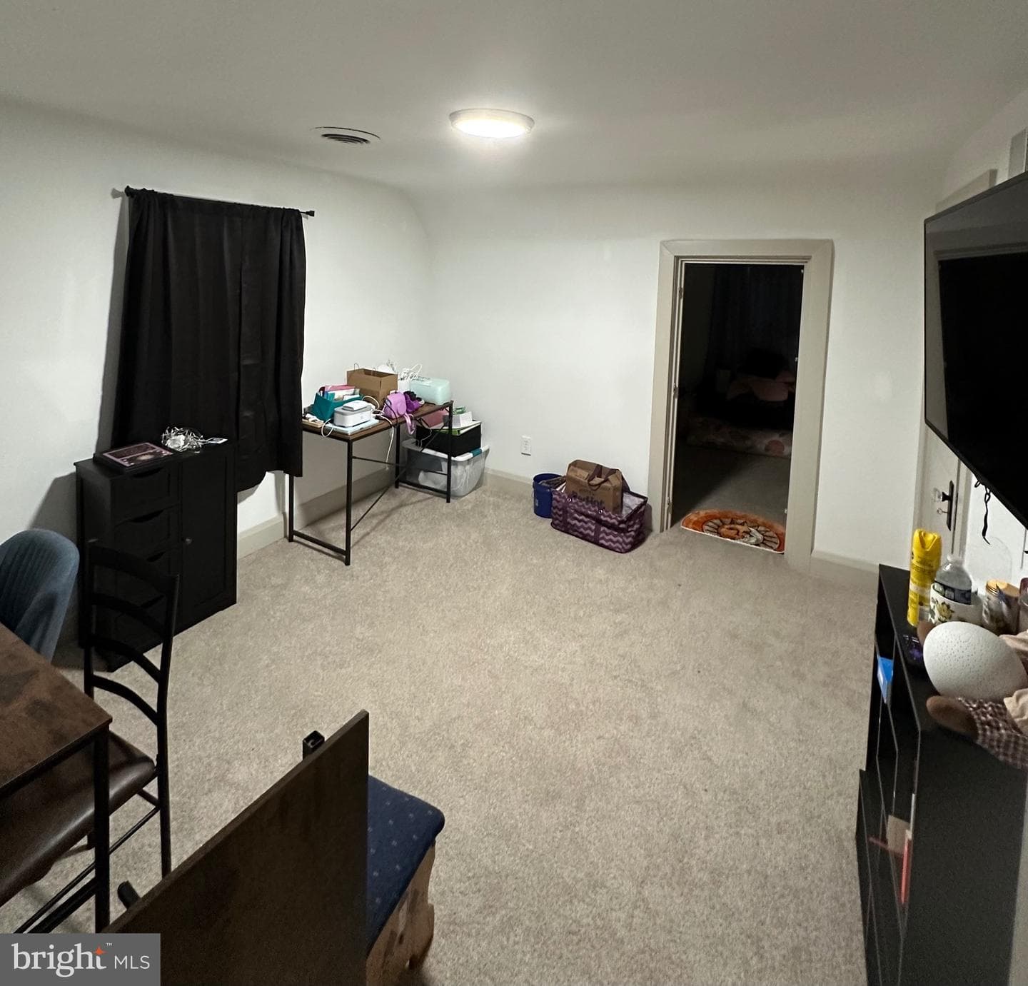 33 Milton Avenue photo 20