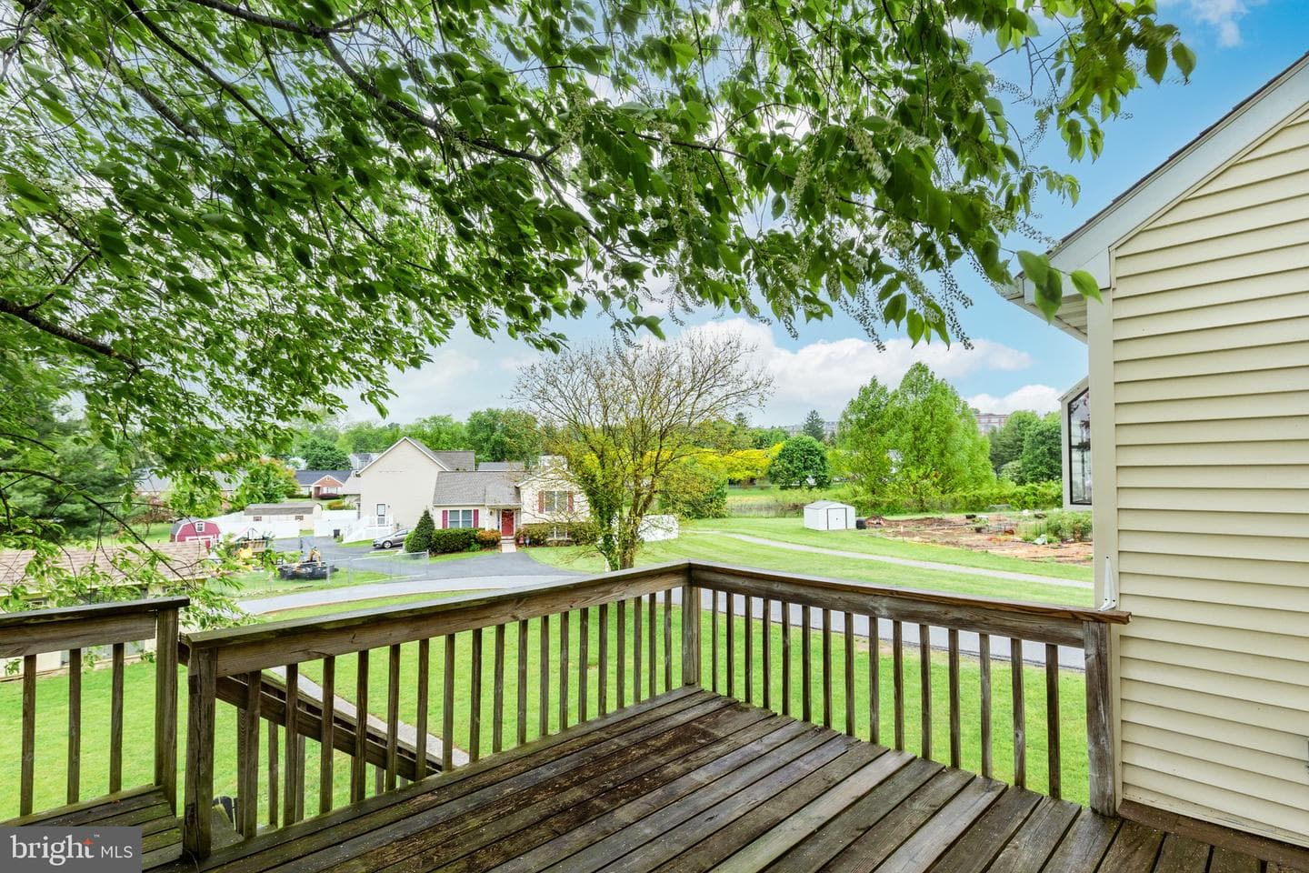 33 Milton Avenue photo 39