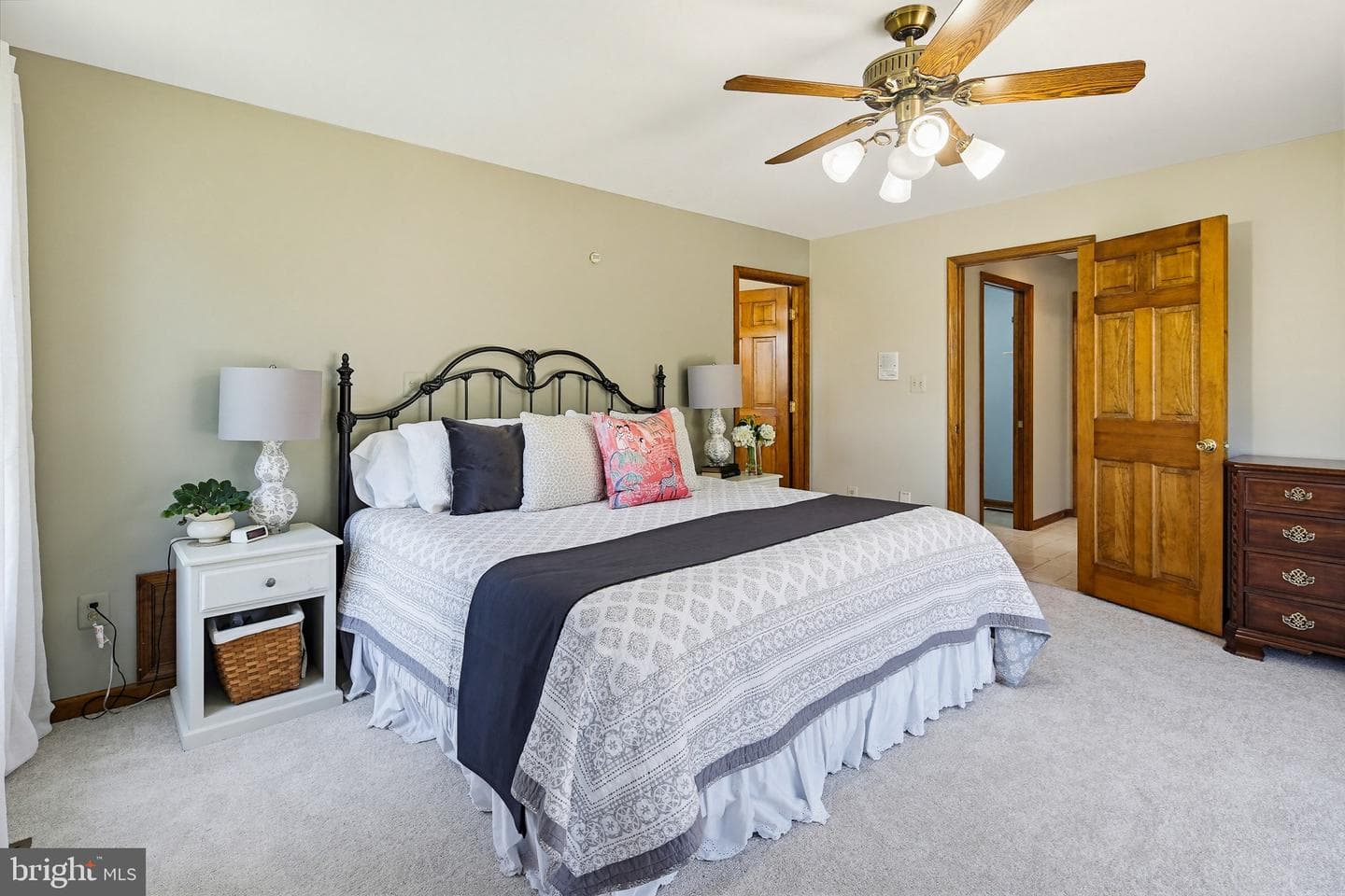 6111 Emerald Lane photo 20