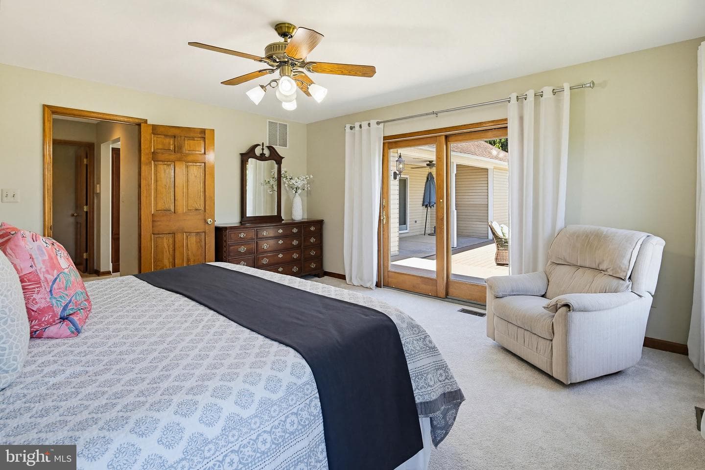 6111 Emerald Lane photo 21