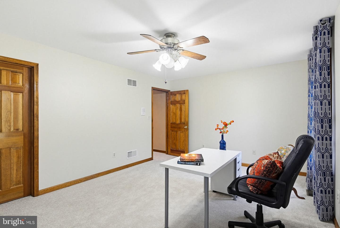 6111 Emerald Lane photo 36