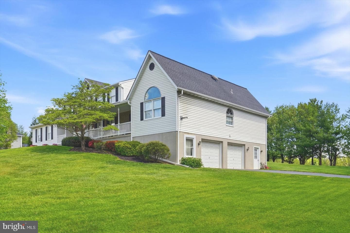 4465 Monument Drive photo 35