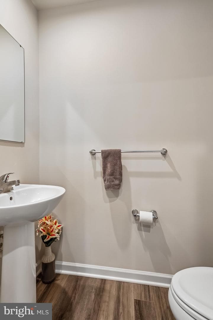 502 Crimson Avenue photo 15