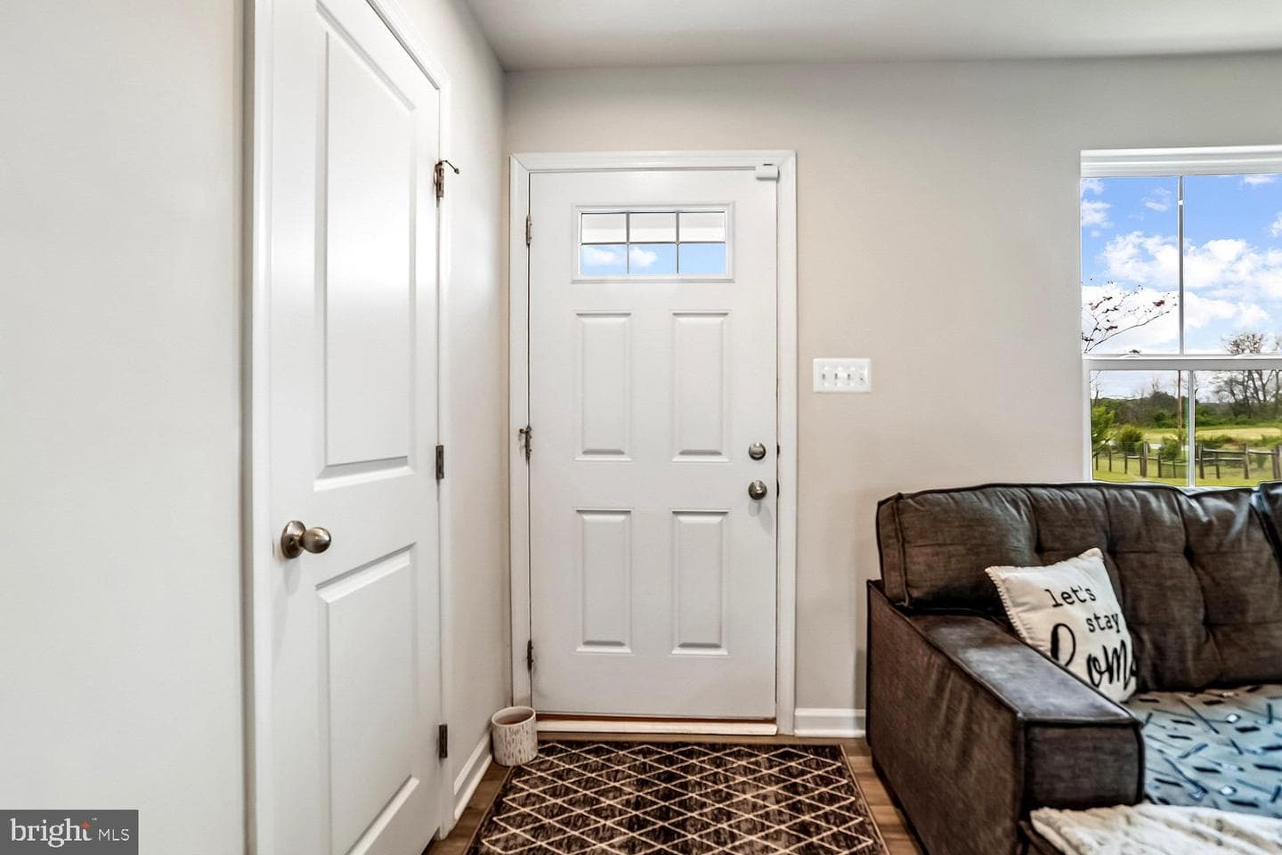 502 Crimson Avenue photo 4