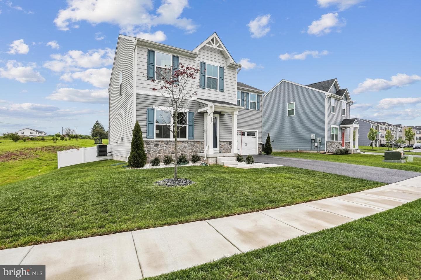 502 Crimson Avenue photo 45
