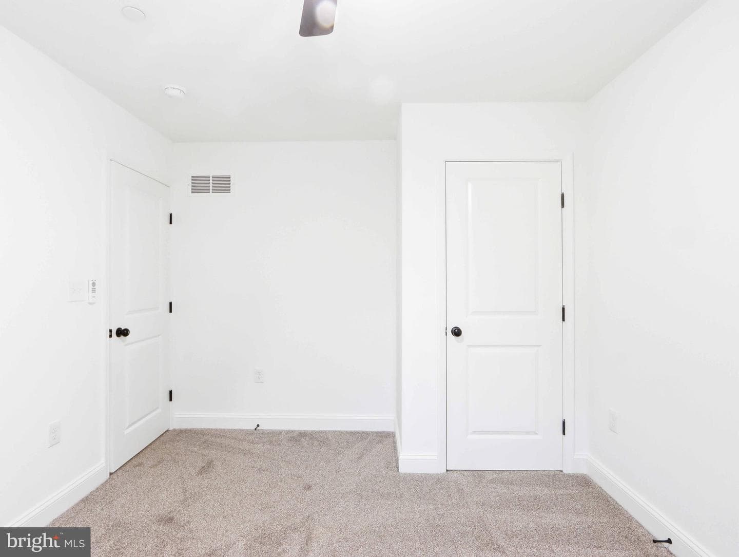 683 Sunflower Court photo 22