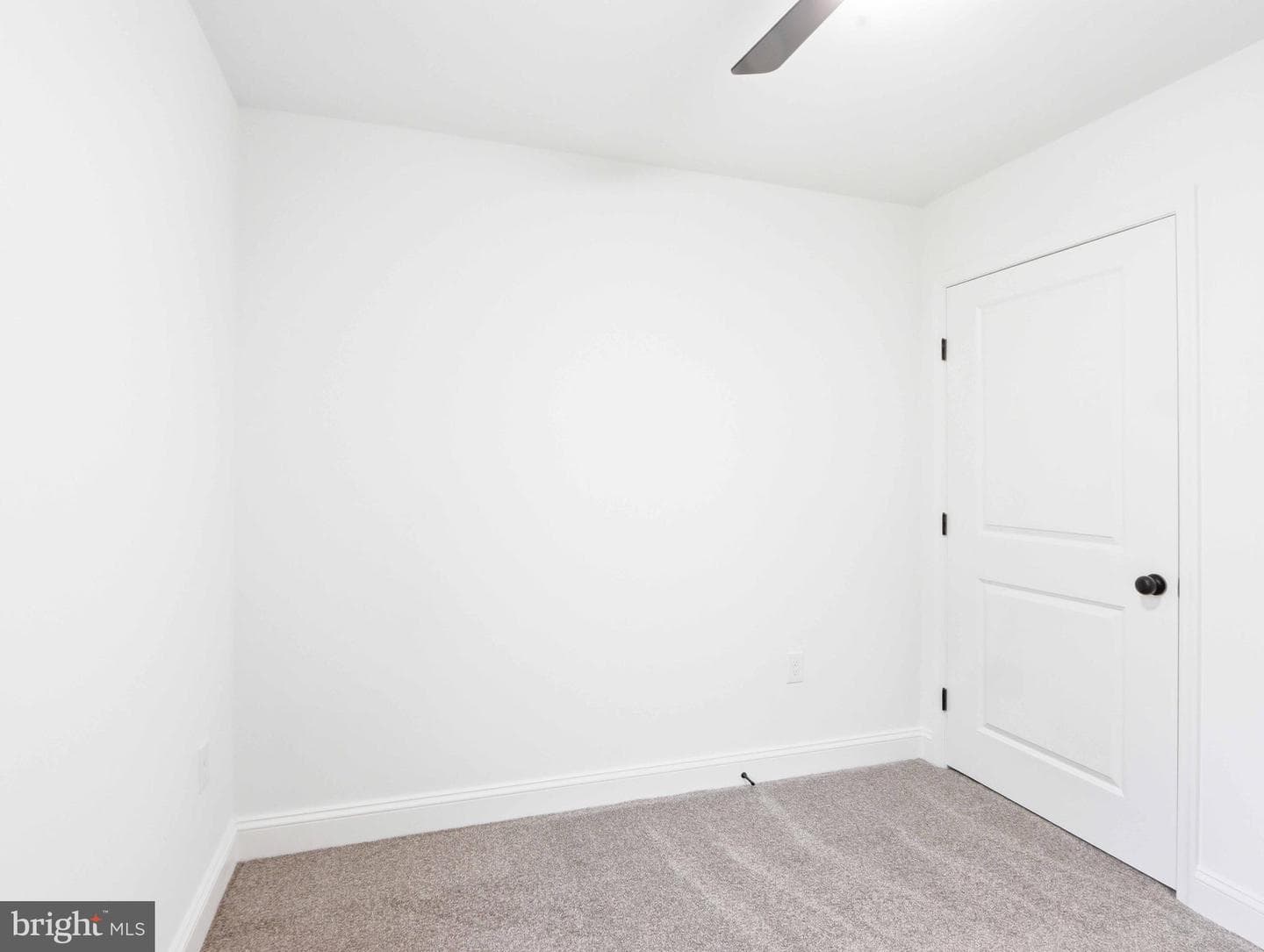 683 Sunflower Court photo 23