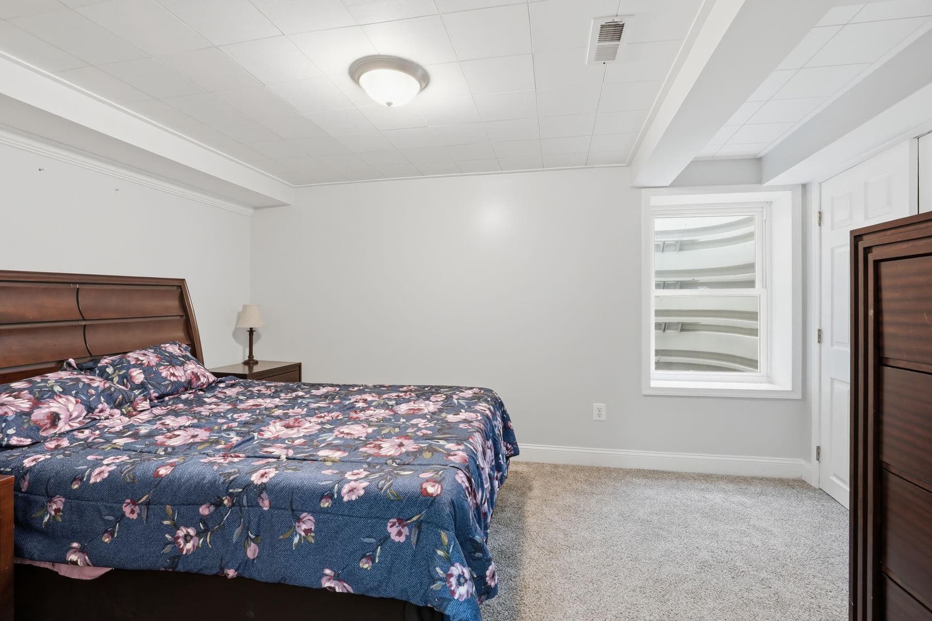 2400 Liberty Road photo 17