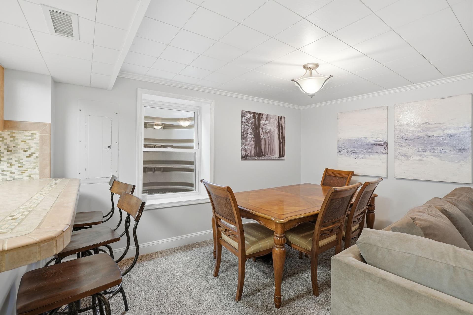 2400 Liberty Road photo 19