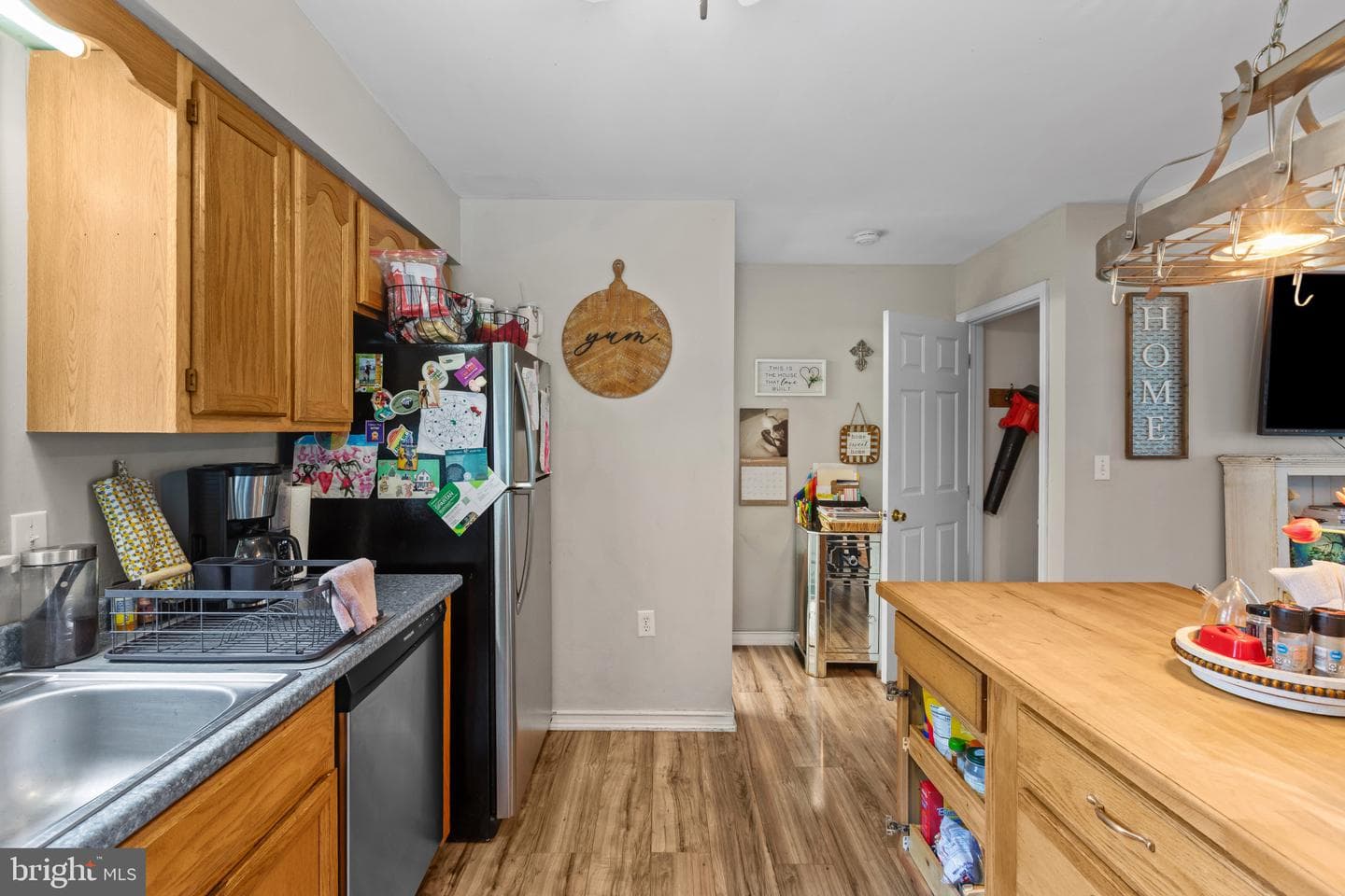 1304 Naugahyde Road photo 3