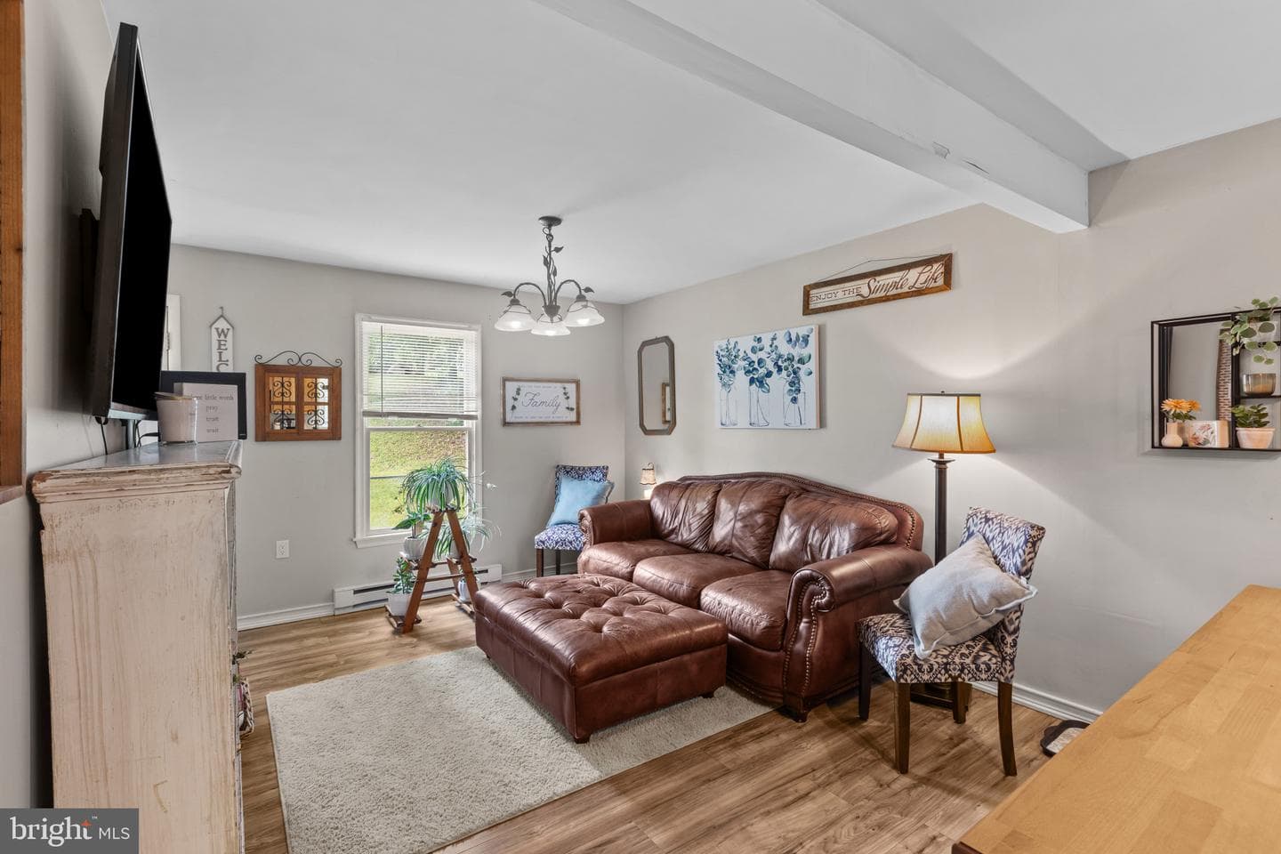 1304 Naugahyde Road photo 8