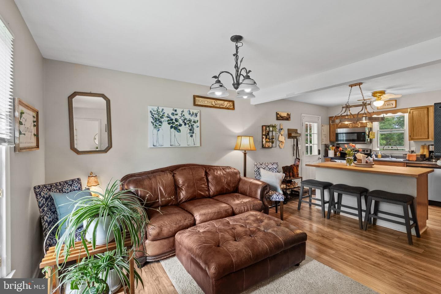1304 Naugahyde Road photo 9