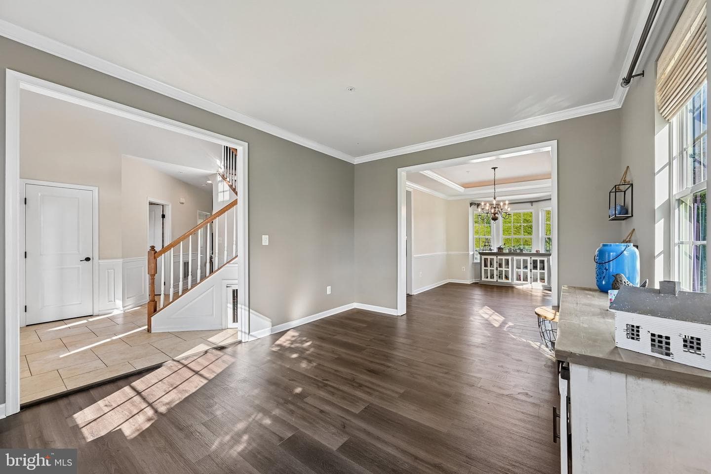 338 Meadow Creek Drive photo 21
