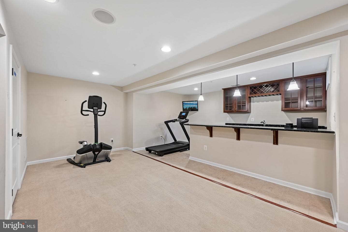 338 Meadow Creek Drive photo 36