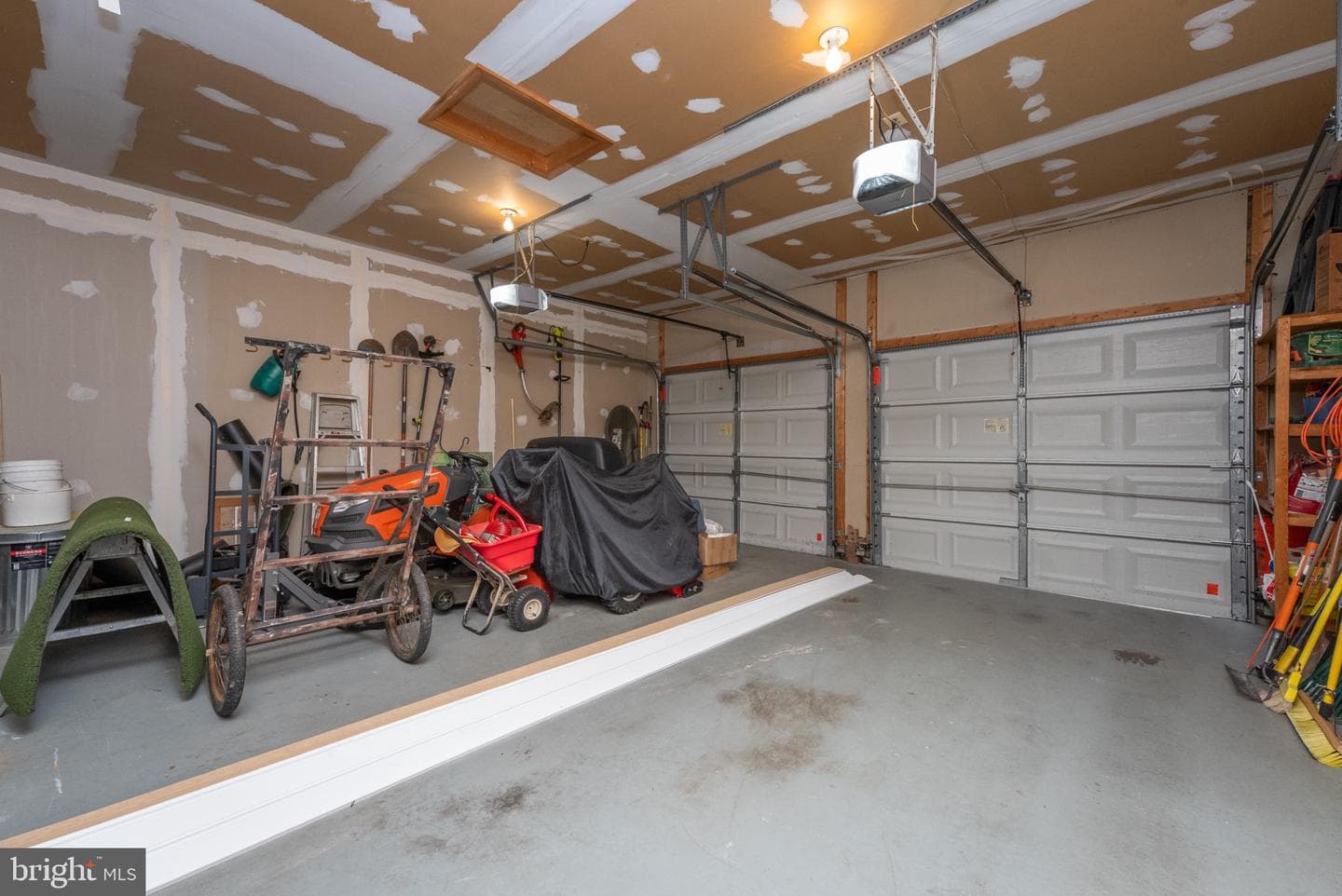 1411 Copper Beech Court photo 43