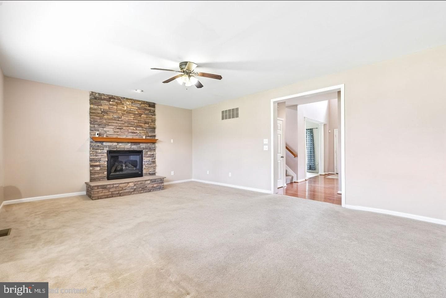 551 Hidden Stream Court photo 4