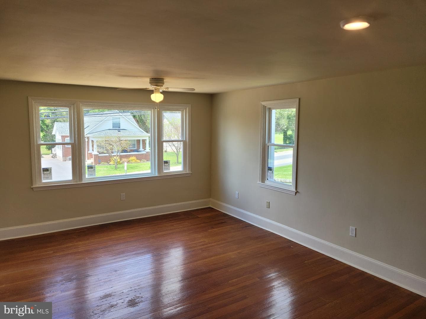 110 N Main Street photo 7